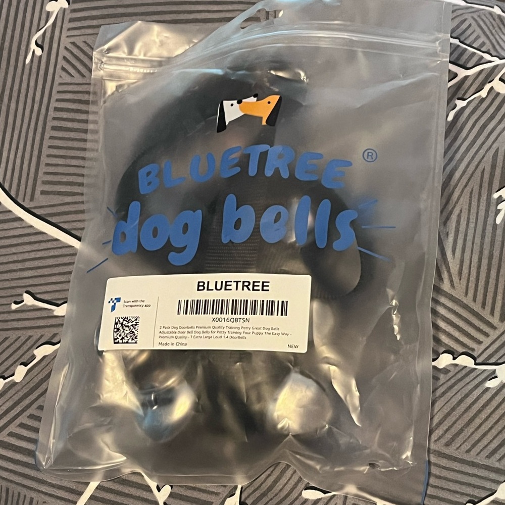 BNIB Blue Tree Dog Doorbells - single strand - Adjustable Training Door Bells